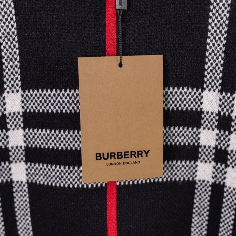 Burberry Sweaters